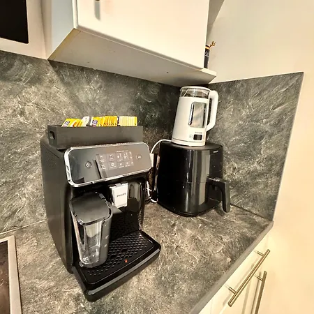 Apartamento Moderne Mit 2 Schlafzimmern & Hofparkplatz&garten Bohlen (Saxony)
