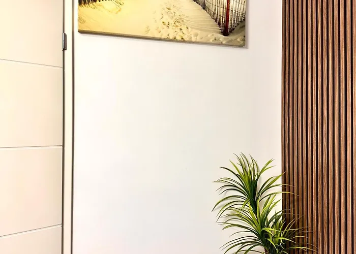 Moderne Mit 2 Schlafzimmern&hofparkplatz&garten Apartment