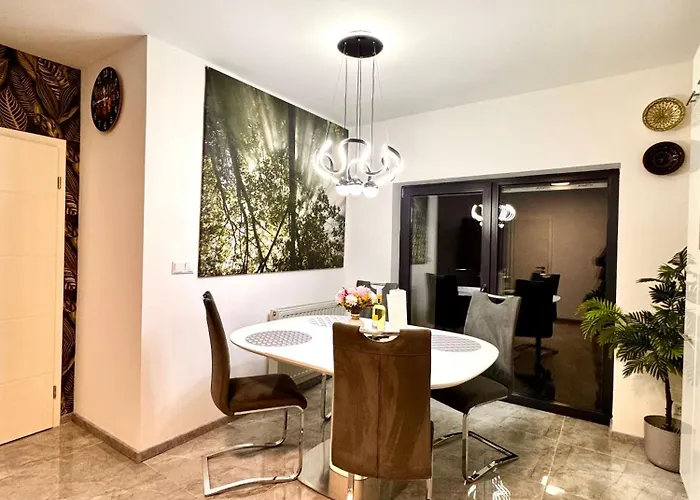 Moderne Mit 2 Schlafzimmern&hofparkplatz&garten Apartment